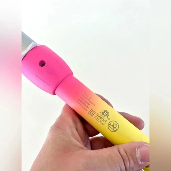 Foxybae 32mm Barrel Electric Dream‎ Neon Curling Wand - Picture 6 of 6